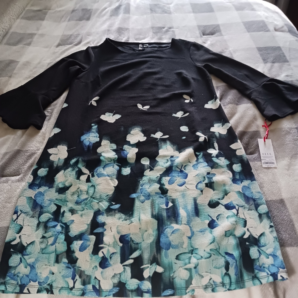 Dress - Picture 2 of 4